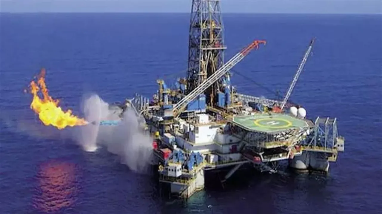 30 ألف برميل.. بئر جديد يرفع توقعات إنتاج بتروجلف مصر اليومي بمنطقة الامتياز